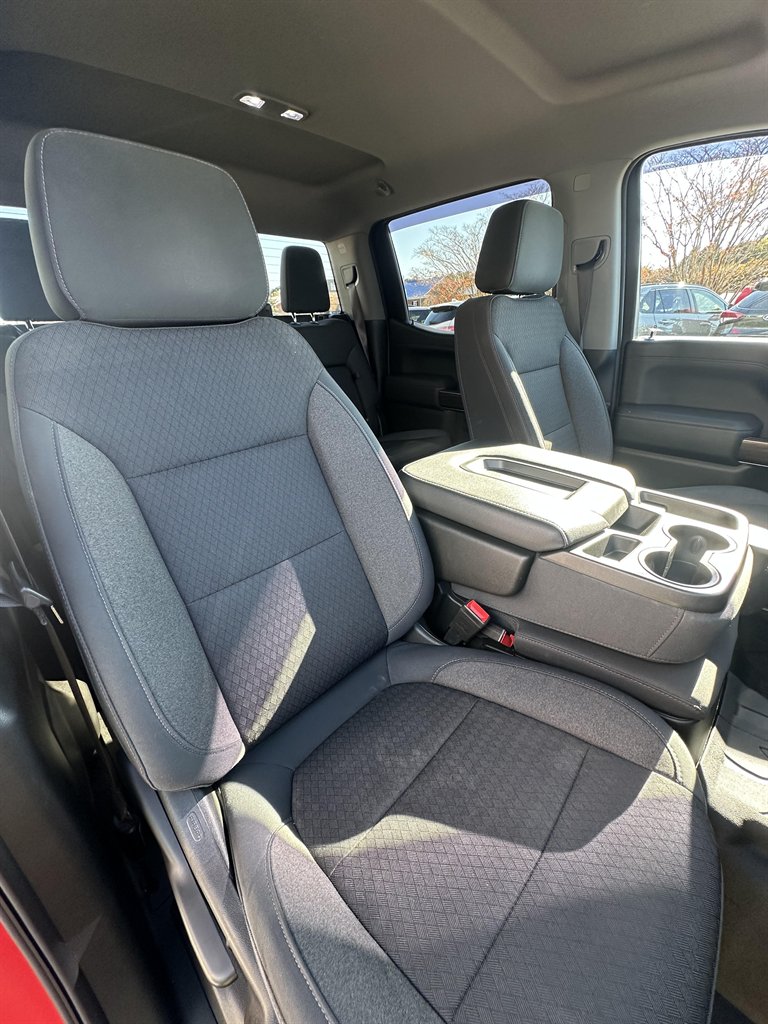 2019 Chevrolet Silverado 1500 RST - Photo 12