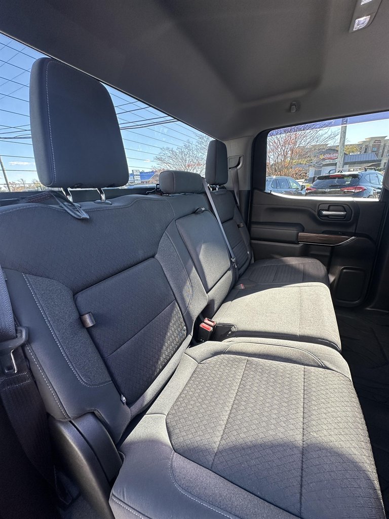2019 Chevrolet Silverado 1500 RST - Photo 11