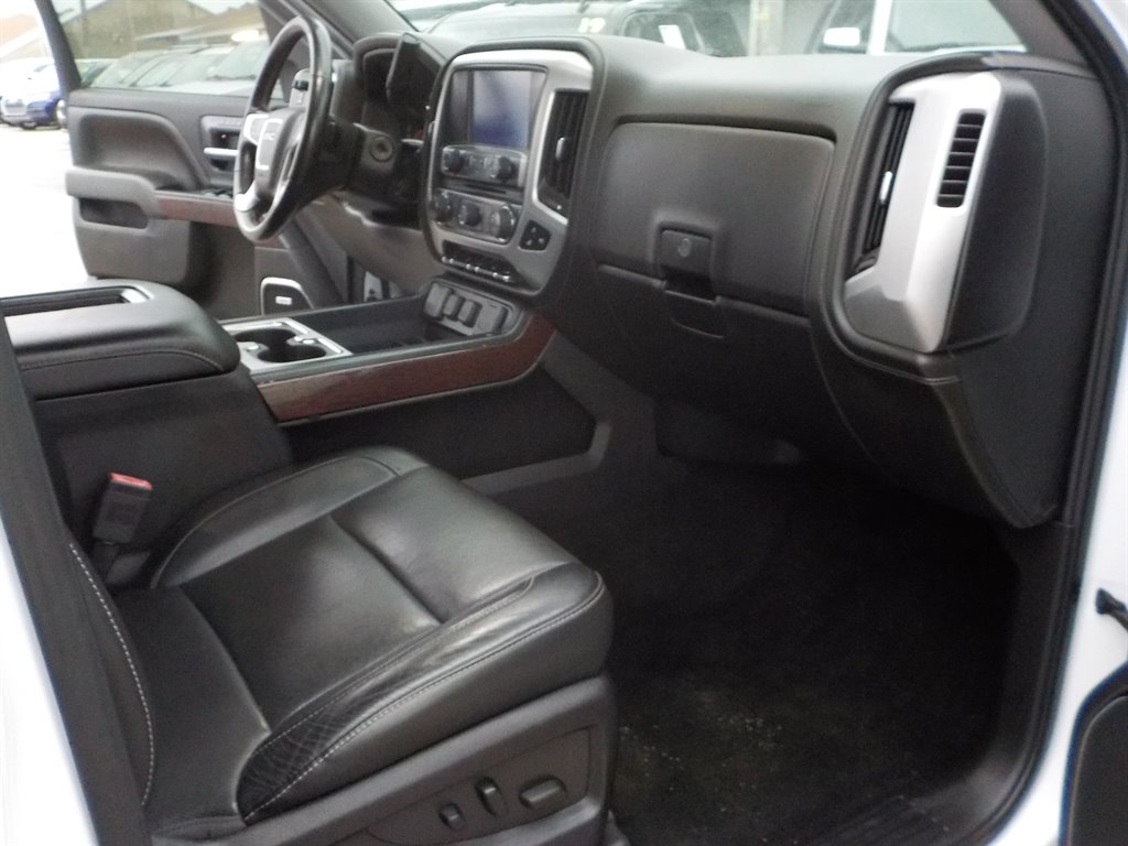 2017 GMC Sierra 1500 SLT photo 28