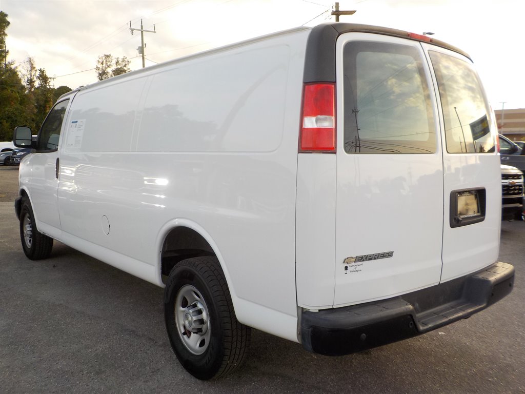 2021 Chevrolet Express Cargo Work Van photo 9