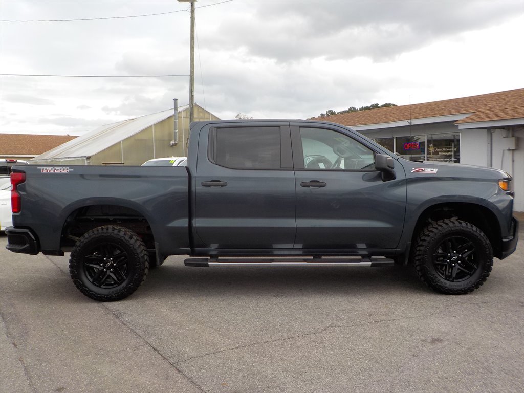 2019 Chevrolet Silverado 1500 Custom photo 6