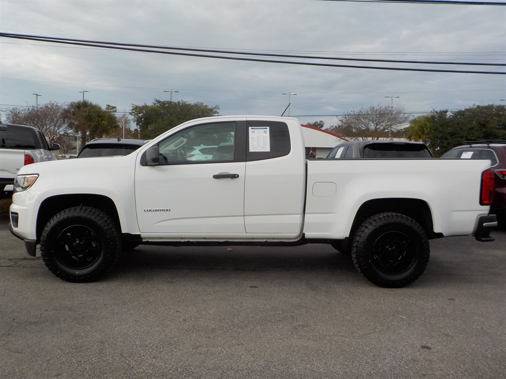 2020 Chevrolet Colorado Work Truck photo 2