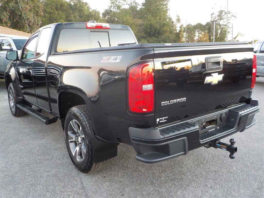 2016 Chevrolet Colorado Z71 photo 9