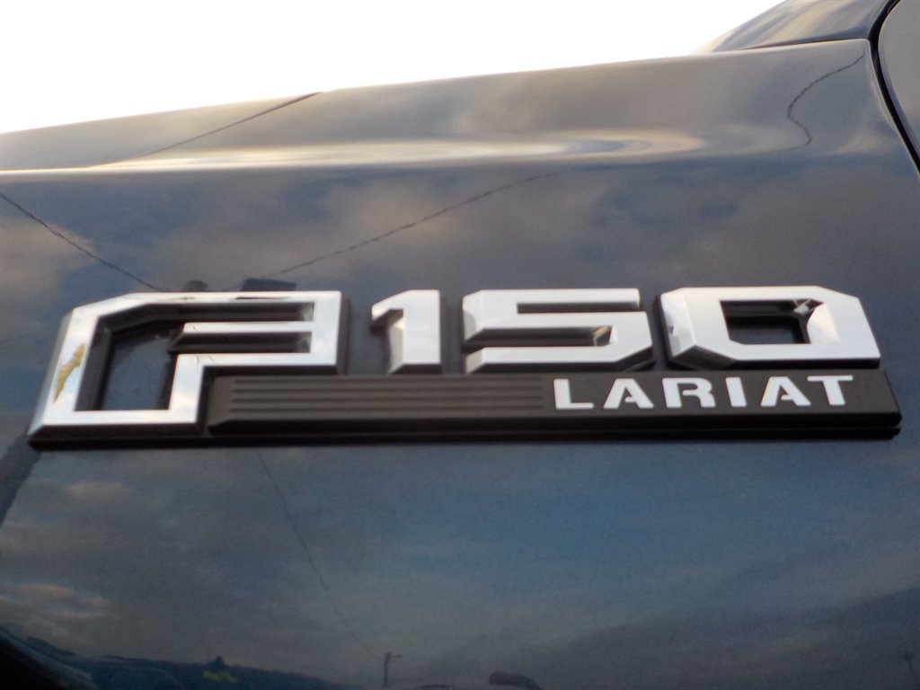 2020 Ford F-150 Lariat photo 11