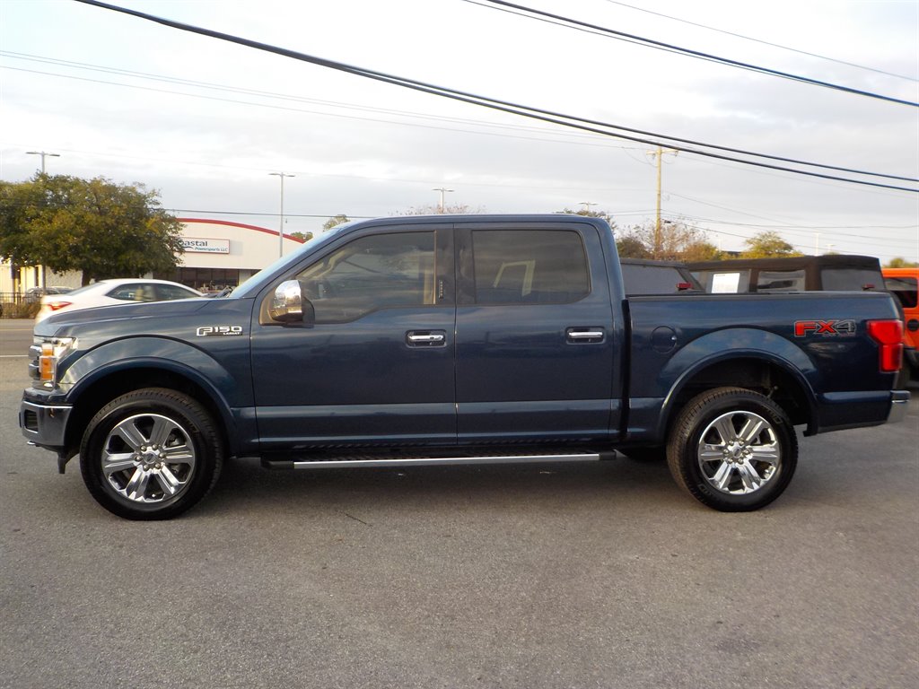 2020 Ford F-150 Lariat photo 2