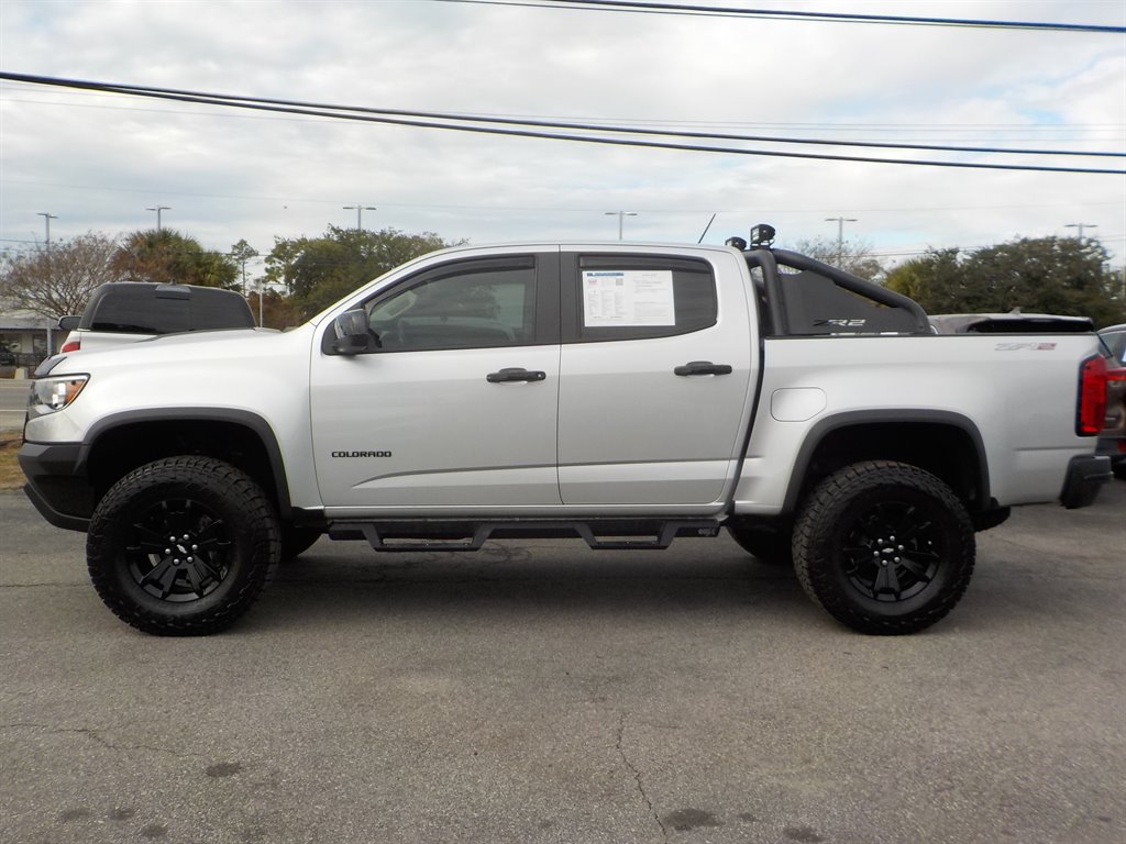 2020 Chevrolet Colorado ZR2 photo 2