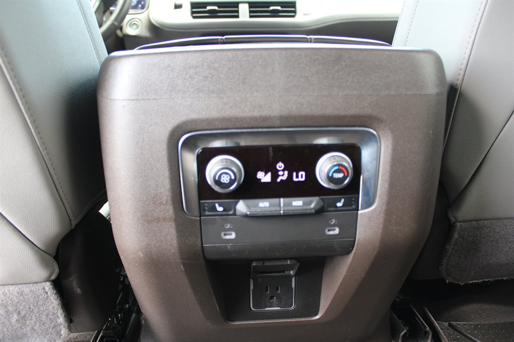 2022 Chevrolet Tahoe Z71 photo 15