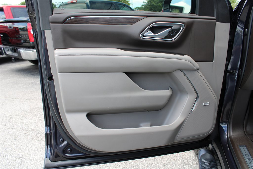 2022 Chevrolet Tahoe Z71 photo 11