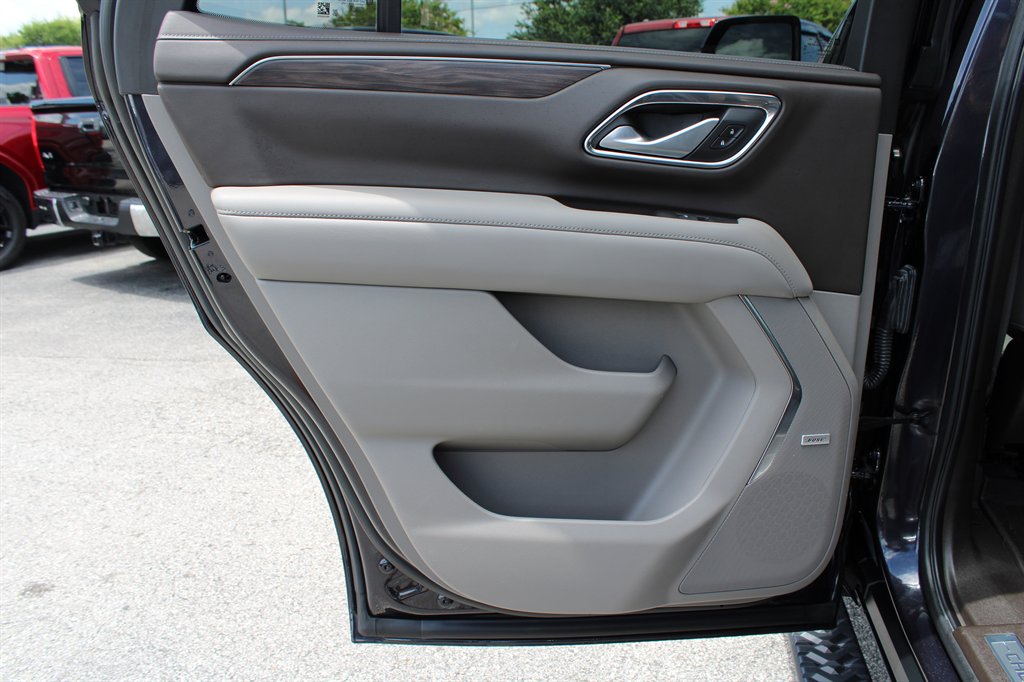 2022 Chevrolet Tahoe Z71 photo 13