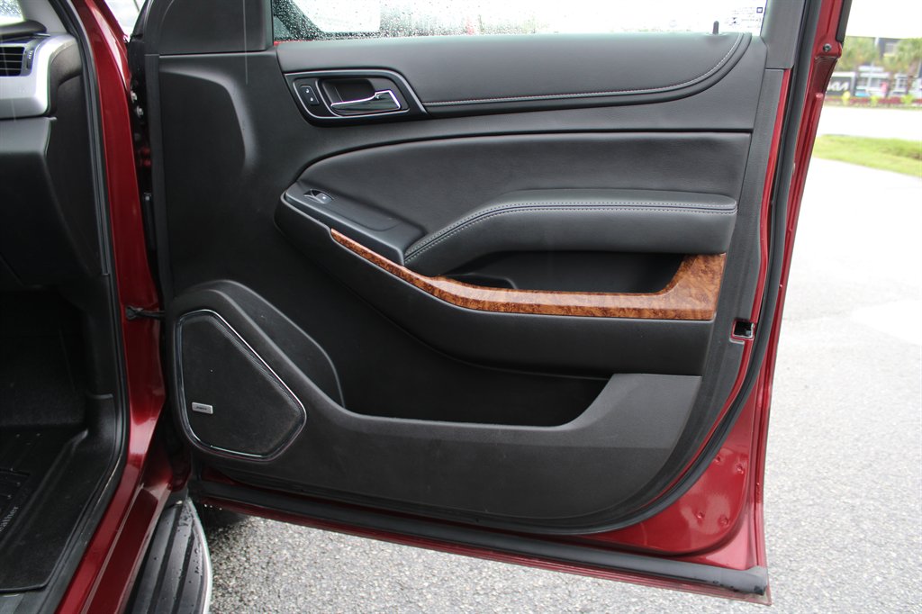 2020 Chevrolet Suburban Premier - Photo 22