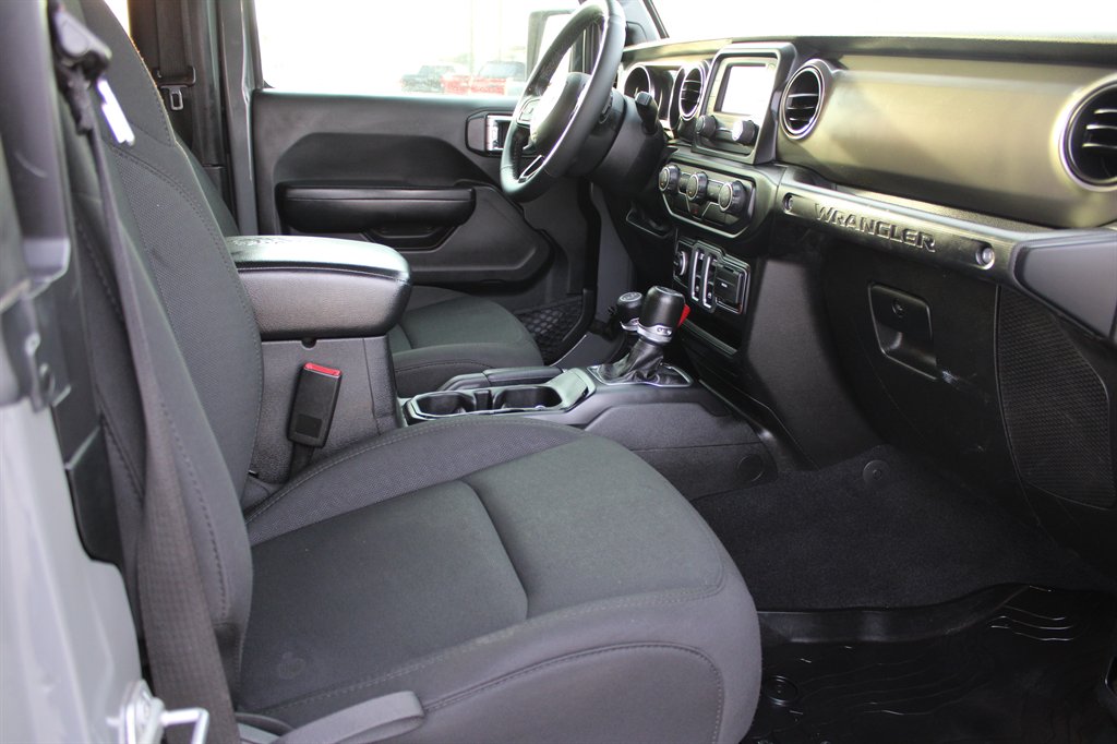 2019 Jeep Wrangler Sport S - Photo 19