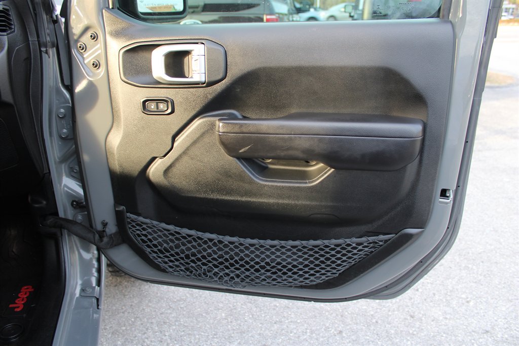 2019 Jeep Wrangler Sport S - Photo 17