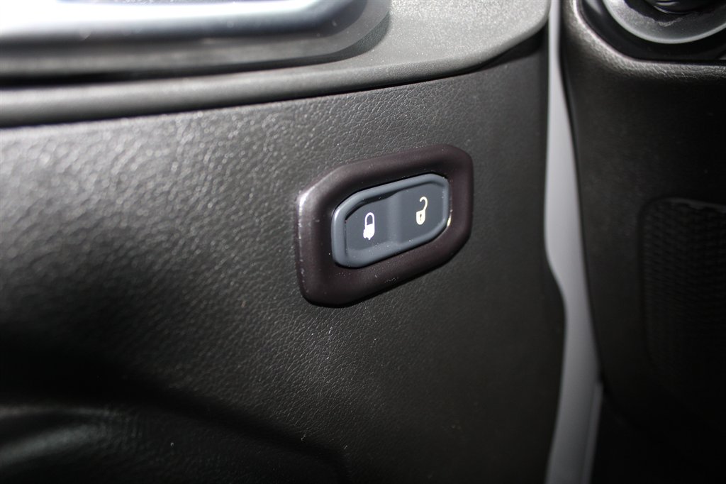 2019 Jeep Wrangler Sport S - Photo 28