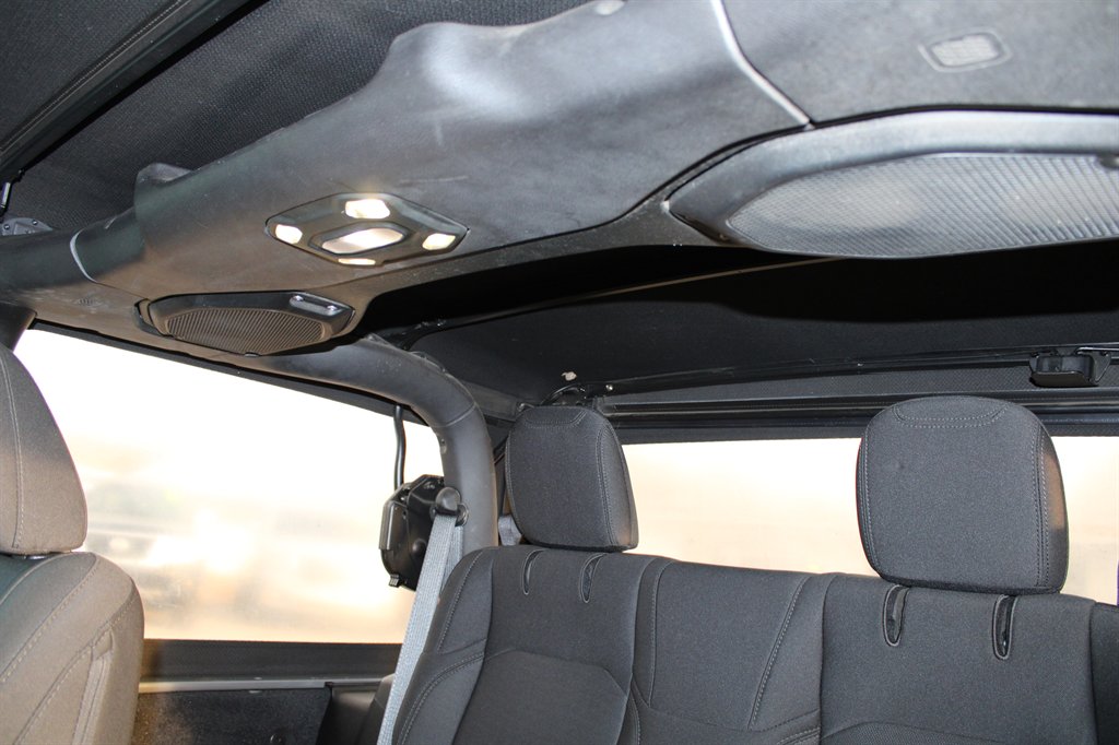 2019 Jeep Wrangler Sport S - Photo 15