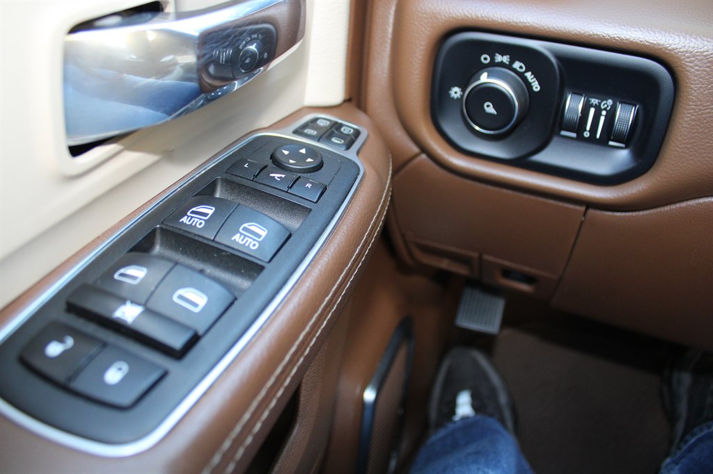 2023 RAM Ram 3500 Pickup Laramie - Photo 30