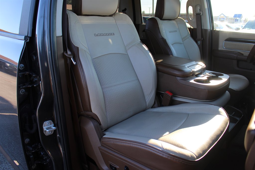 2023 RAM Ram 3500 Pickup Laramie - Photo 22