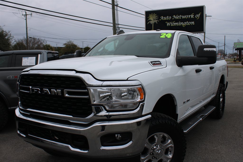 2024 RAM 2500 Big Horn 4X4 Crew Cab SWB's photo