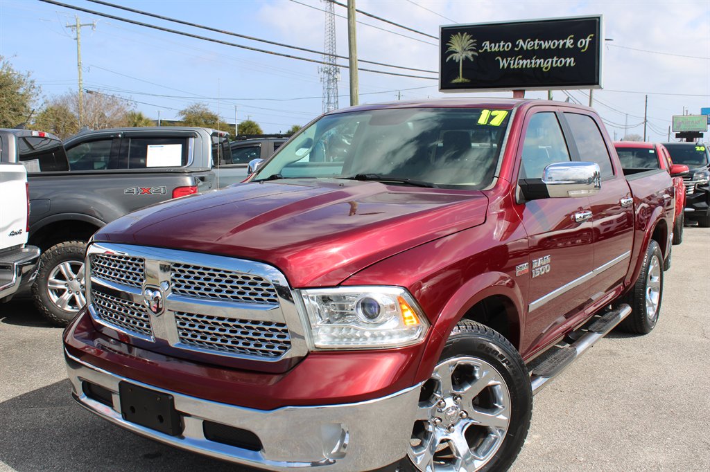 2017 RAM Ram 1500 Pickup Laramie