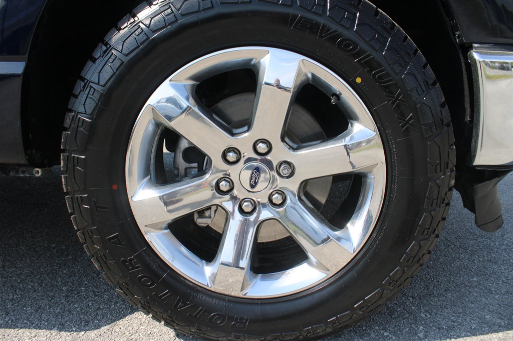 2022 Ford F-150 Lariat - Photo 10