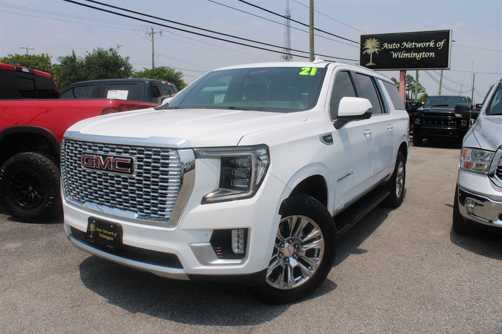2021 GMC Yukon Denali AWD's photo