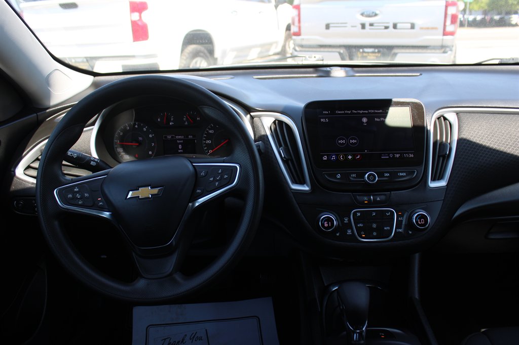 2024 Chevrolet Malibu 1LT - Photo 14