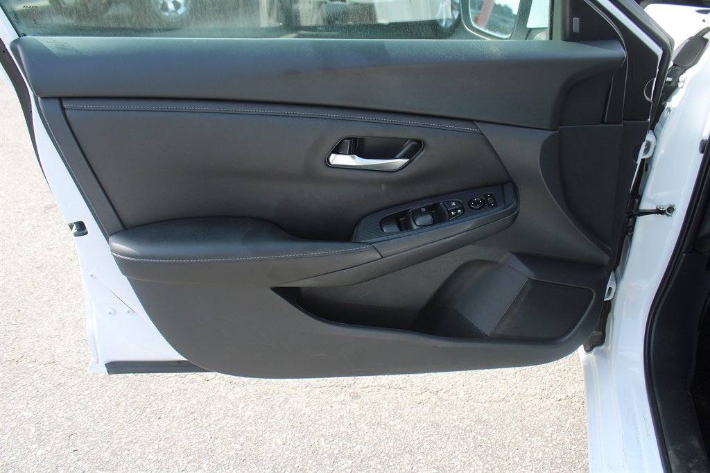2024 Nissan Sentra SV - Photo 11