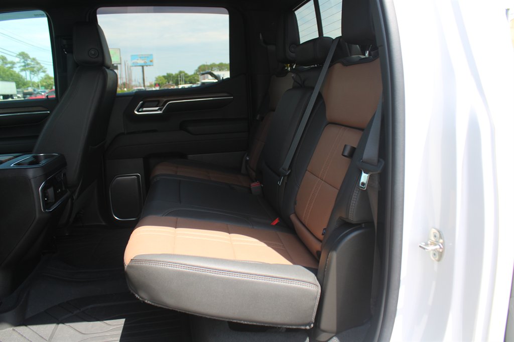 2023 Chevrolet Silverado 1500 High Country - Photo 14