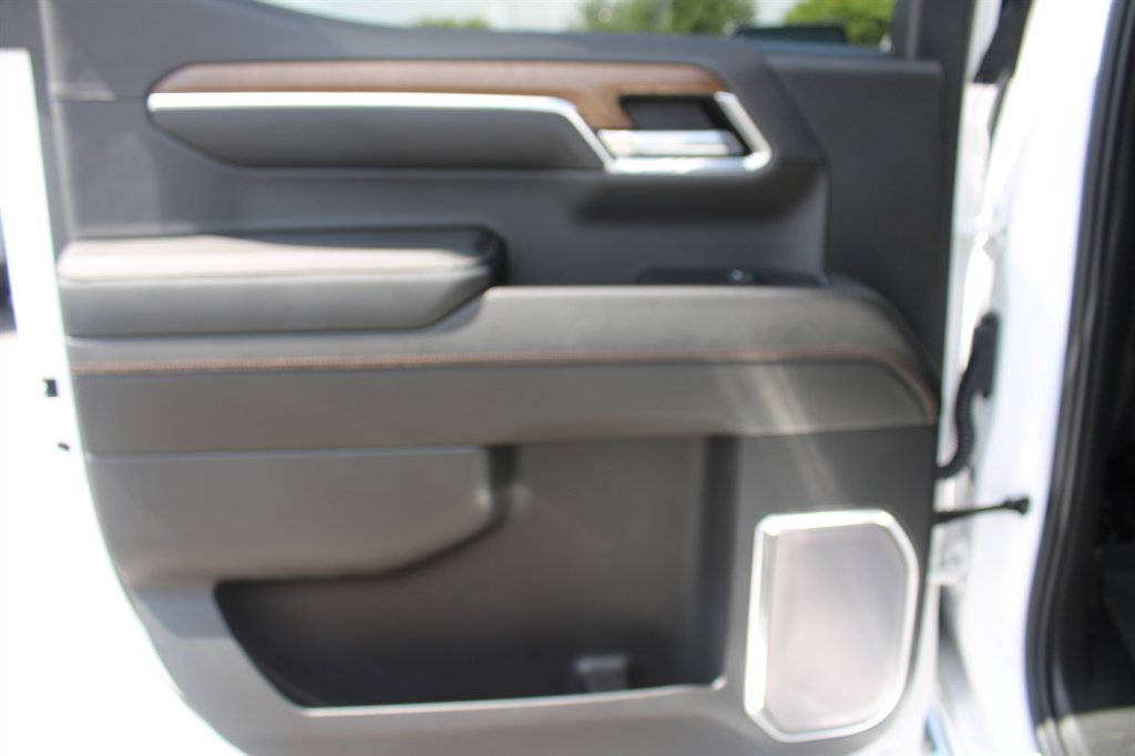 2023 Chevrolet Silverado 1500 High Country - Photo 13