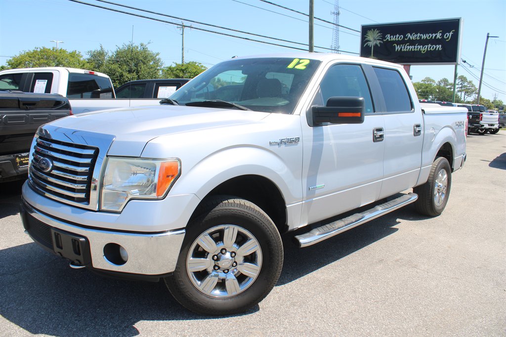 2012 Ford F-150 XLT 4x4 SuperCrew 145-in's photo