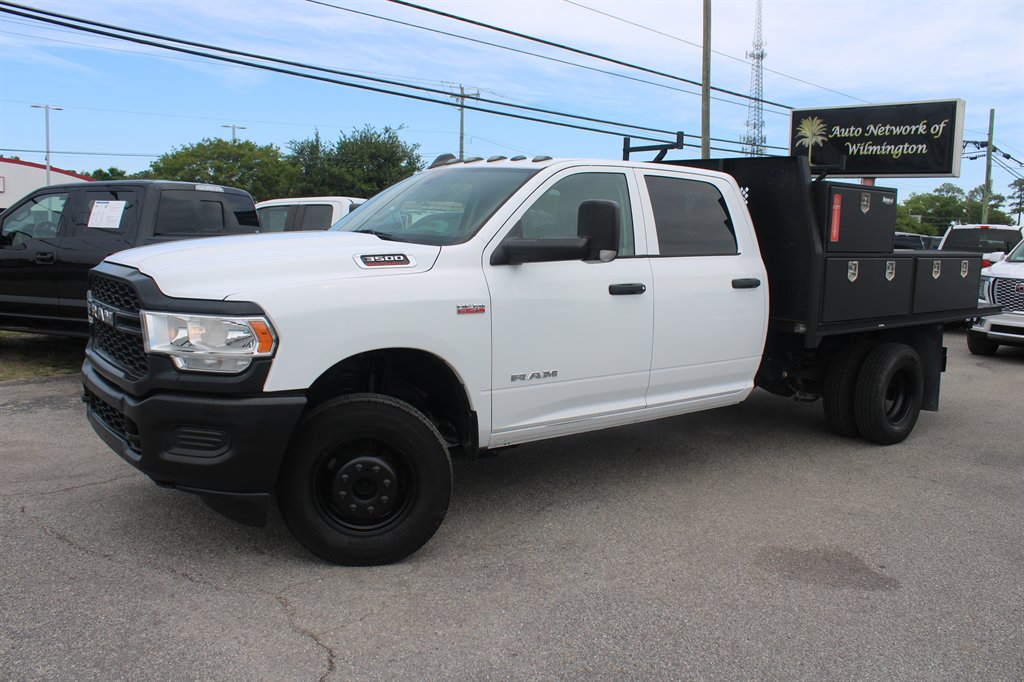 2019 RAM 3500's photo