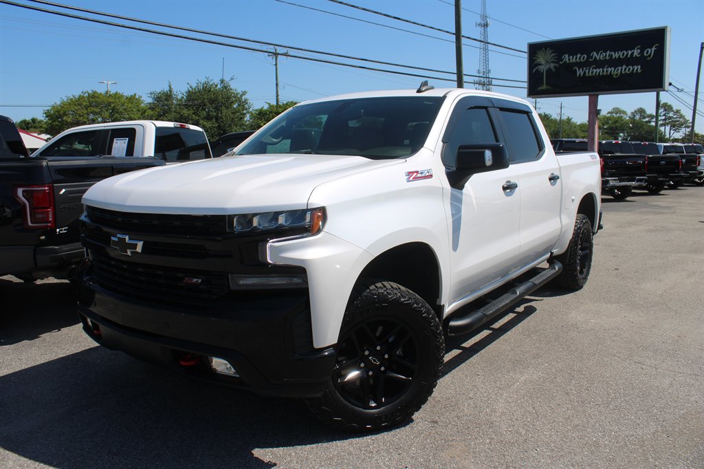 2021 Chevrolet Silverado 1500 LT Trail Boss 4X4 Crew Cab Short Box's photo