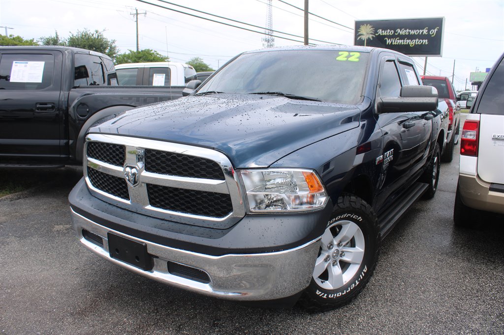 2022 RAM 1500 Classic SSV 4x4 Crew Cab 5'7's photo