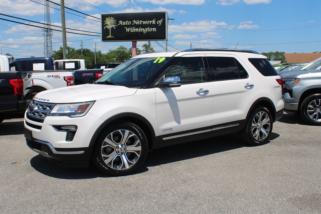 2019 Ford Explorer Limited FWD's photo