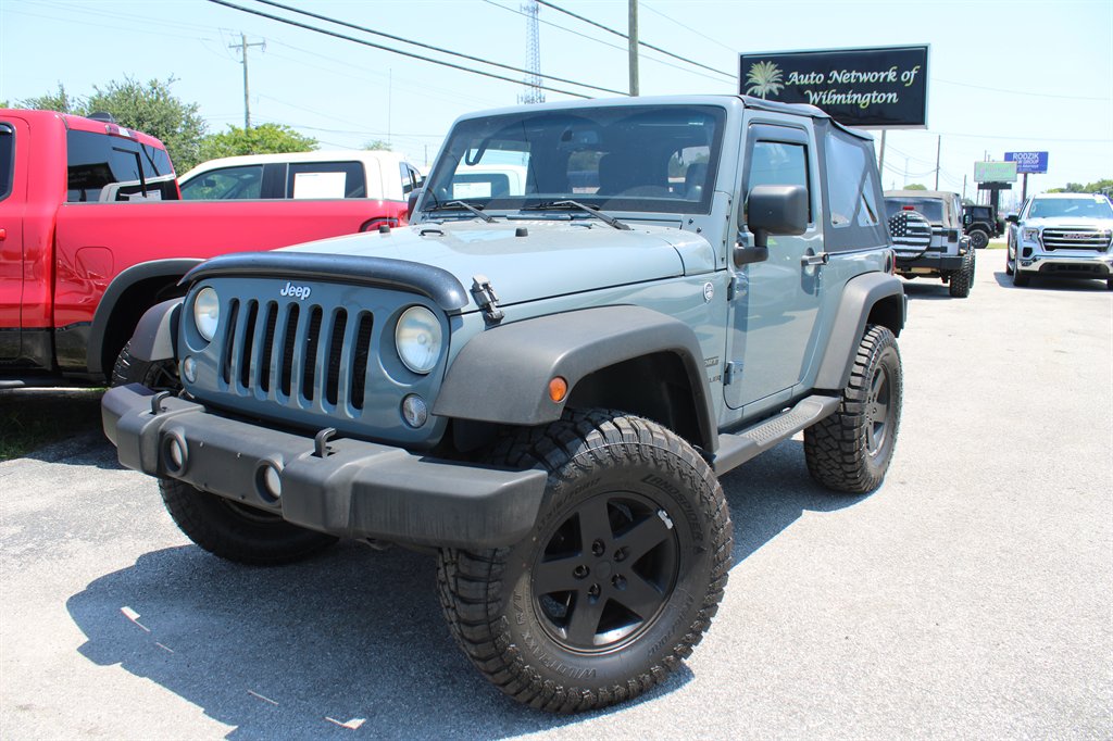 2014 Jeep Wrangler Sport's photo