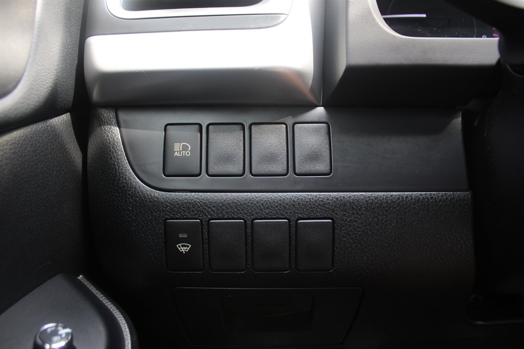 2019 Toyota Highlander LE - Photo 23