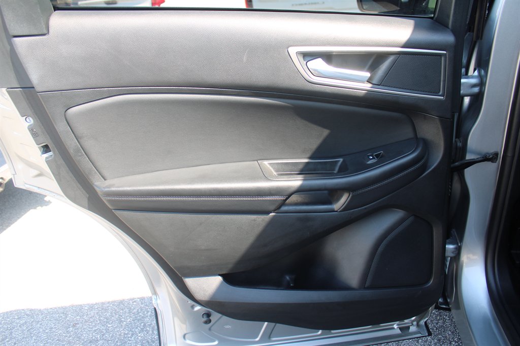 2024 Ford Edge SEL - Photo 12
