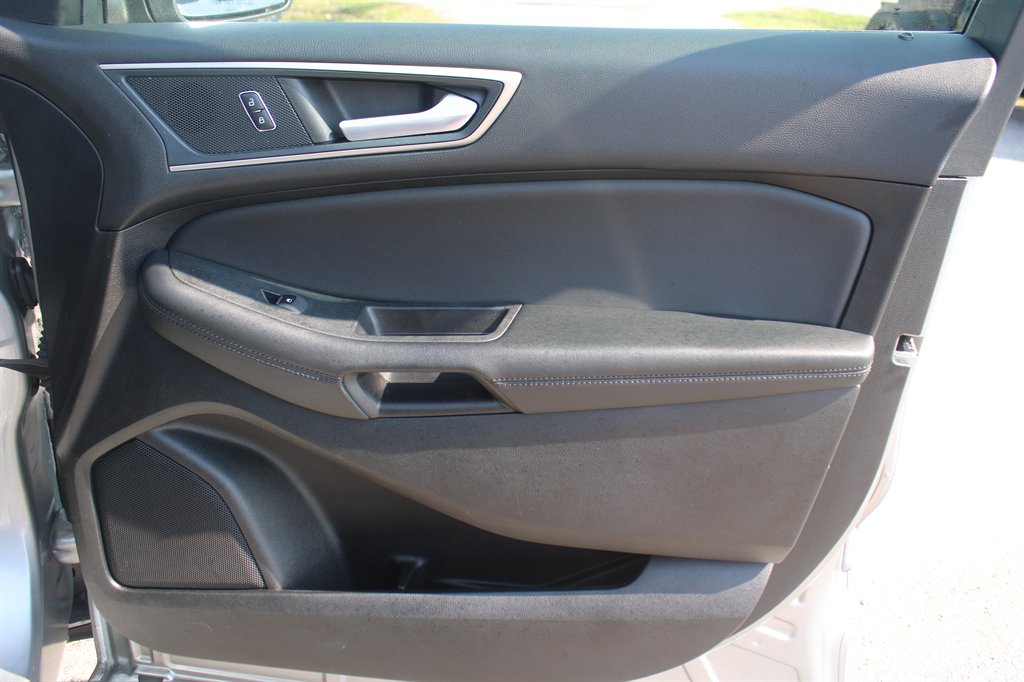 2024 Ford Edge SEL - Photo 17