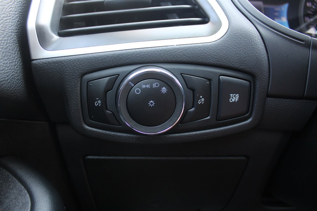 2024 Ford Edge SEL - Photo 20